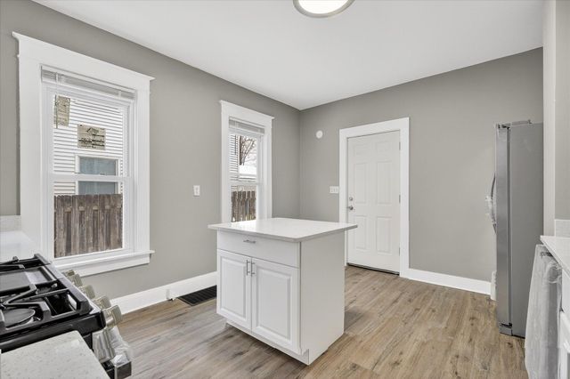 820 Capitol Heights, Saint Paul, MN 55103