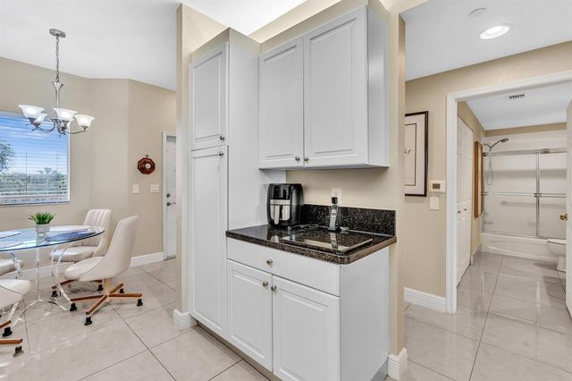 7735 Yardley Drive 406, Tamarac, FL 33321