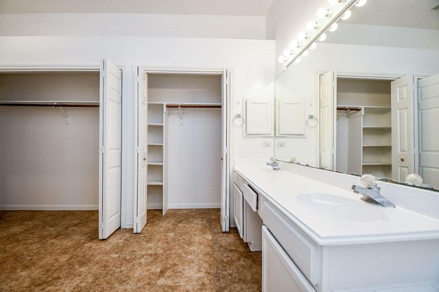 7130 River Garden Drive, Houston, TX 77095