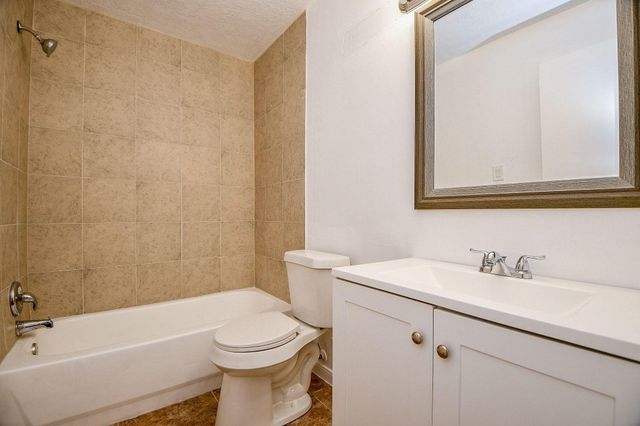 7130 River Garden Drive, Houston, TX 77095