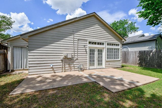 7130 River Garden Drive, Houston, TX 77095