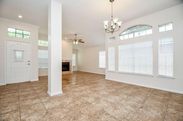 7130 River Garden Drive, Houston, TX 77095