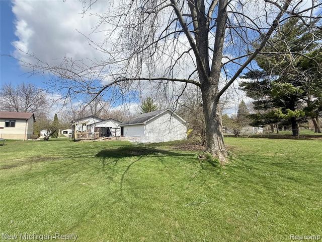 1054 Ransom Drive, Grand Blanc, MI 48507