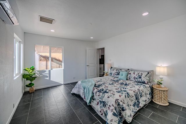 5512 Granite Avenue NE, Albuquerque, NM 87110