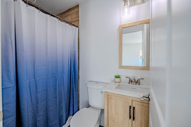 5512 Granite Avenue NE, Albuquerque, NM 87110