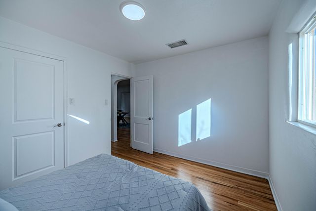 5512 Granite Avenue NE, Albuquerque, NM 87110