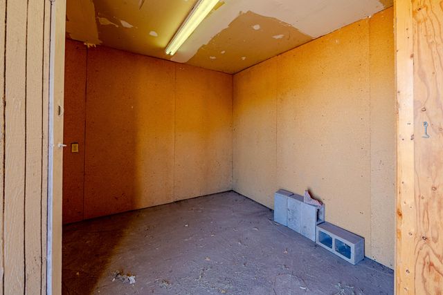 5512 Granite Avenue NE, Albuquerque, NM 87110