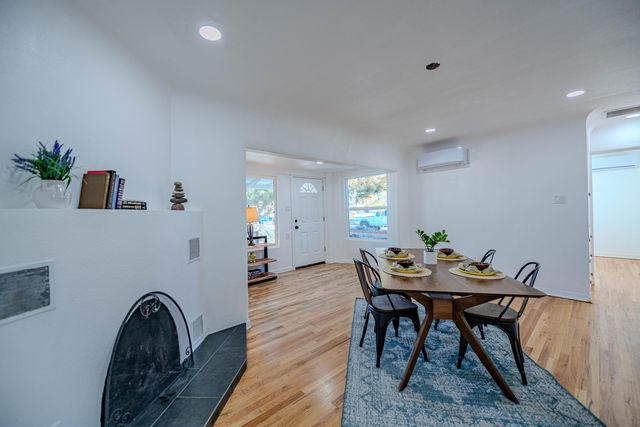 5512 Granite Avenue NE, Albuquerque, NM 87110