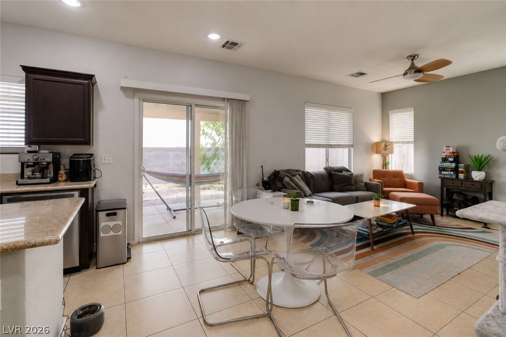 10926 Colour Magic Street, Henderson, NV 89052 — photo 4