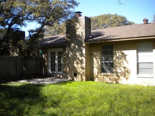 1305 Glenda DR A, Round Rock, TX 78681