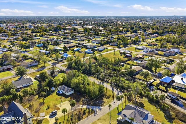 903S 14W Lynn Haven Parkway, Lynn Haven, FL 32444