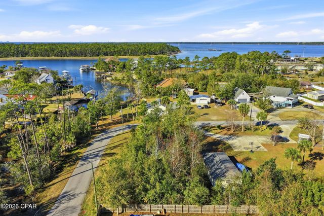 903S 14W Lynn Haven Parkway, Lynn Haven, FL 32444