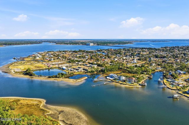 903S 14W Lynn Haven Parkway, Lynn Haven, FL 32444