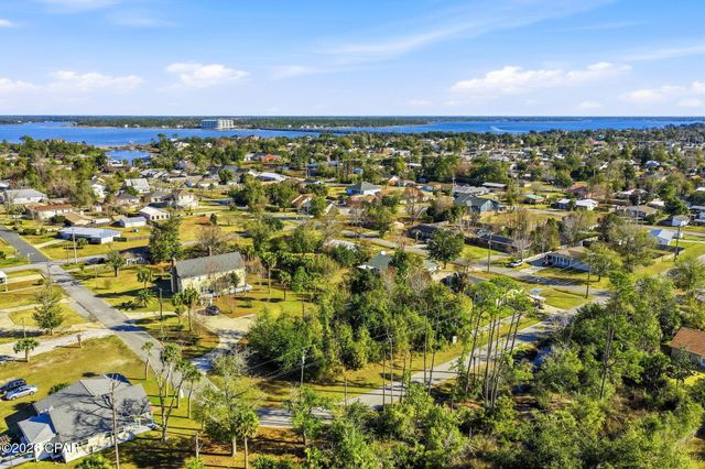 903S 14W Lynn Haven Parkway, Lynn Haven, FL 32444