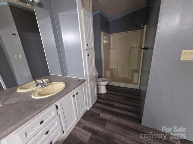 4944 Largo Court, Conover, NC 28613