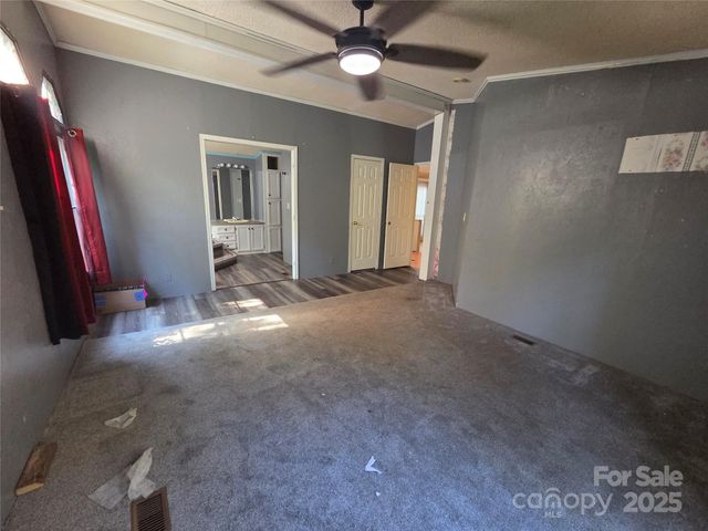 4944 Largo Court, Conover, NC 28613