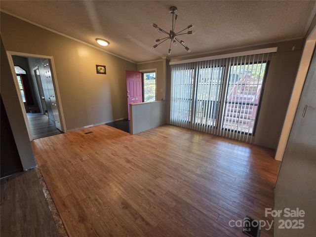 4944 Largo Court, Conover, NC 28613