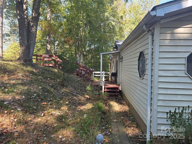 4944 Largo Court, Conover, NC 28613