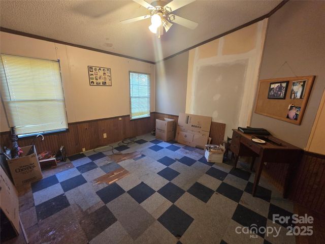 4944 Largo Court, Conover, NC 28613