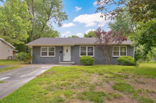 1012 E Morningside Street, Springfield, MO 65807
