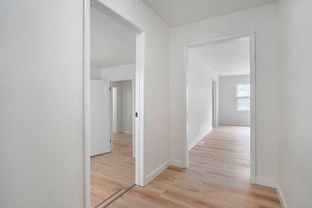 1012 E Morningside Street, Springfield, MO 65807