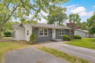 1012 E Morningside Street, Springfield, MO 65807