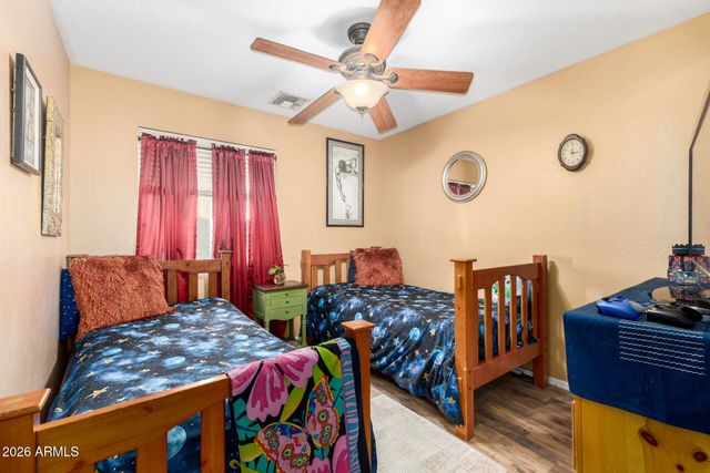 3337 W WAYLAND Drive, Phoenix, AZ 85041