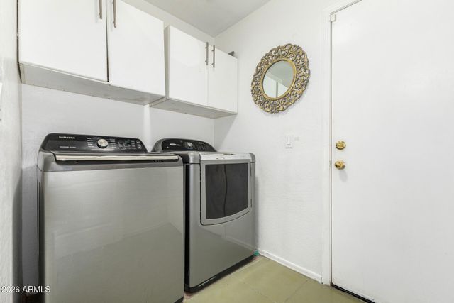 3337 W WAYLAND Drive, Phoenix, AZ 85041