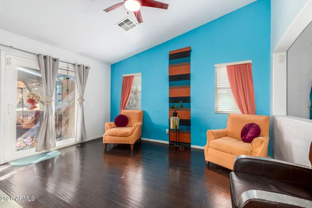 3337 W WAYLAND Drive, Phoenix, AZ 85041