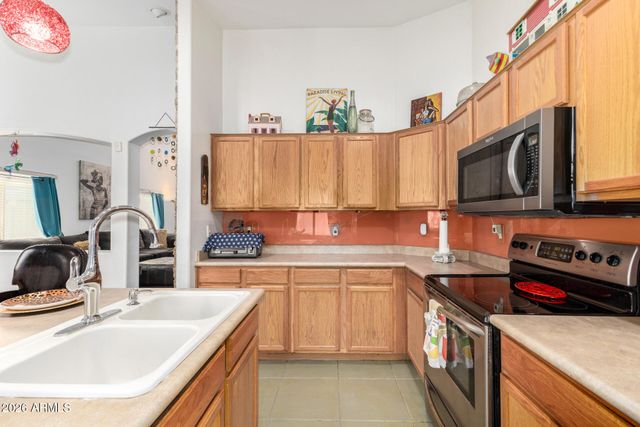 3337 W WAYLAND Drive, Phoenix, AZ 85041