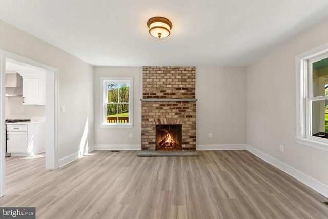 11066 MORELAND RD, Delaplane, VA 20144