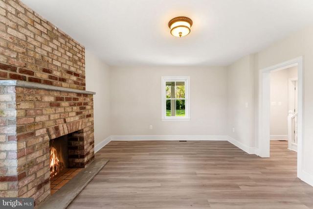 11066 MORELAND RD, Delaplane, VA 20144