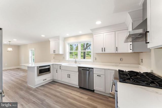 11066 MORELAND RD, Delaplane, VA 20144
