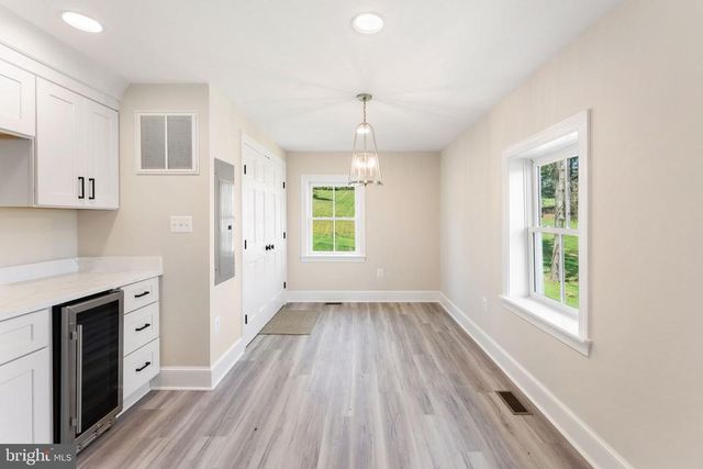 11066 MORELAND RD, Delaplane, VA 20144