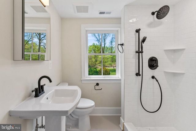 11066 MORELAND RD, Delaplane, VA 20144