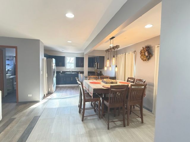 529 N Ravine Drive, Round Lake Park, IL 60073