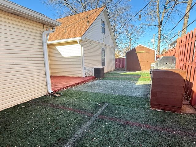 529 N Ravine Drive, Round Lake Park, IL 60073