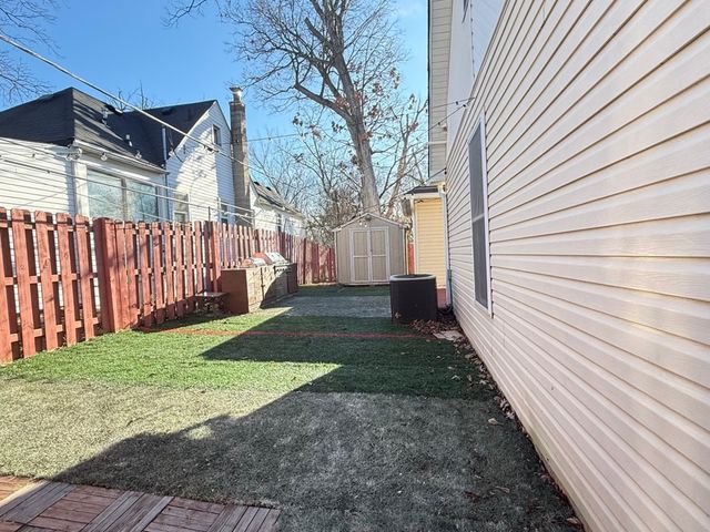 529 N Ravine Drive, Round Lake Park, IL 60073