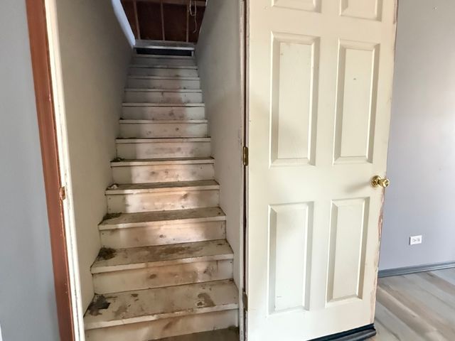 529 N Ravine Drive, Round Lake Park, IL 60073