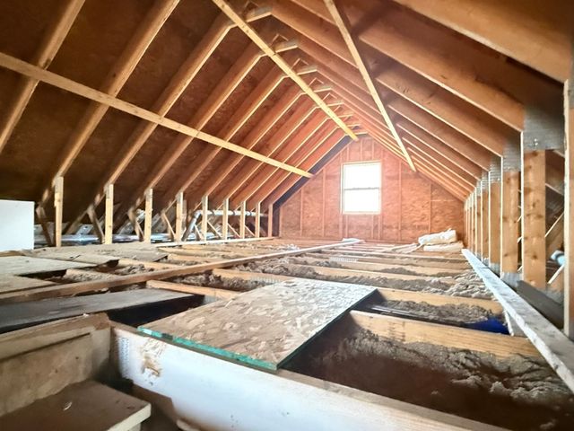 529 N Ravine Drive, Round Lake Park, IL 60073