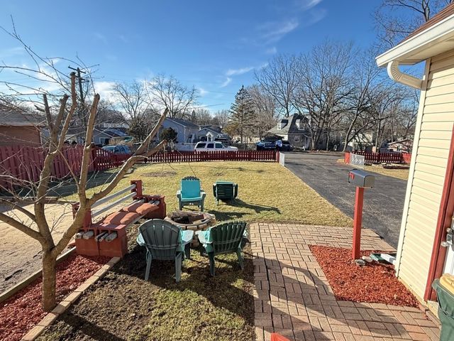 529 N Ravine Drive, Round Lake Park, IL 60073