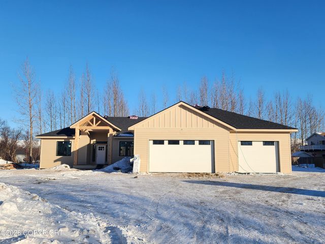 745 W Montana Drive, Palmer, AK 99645