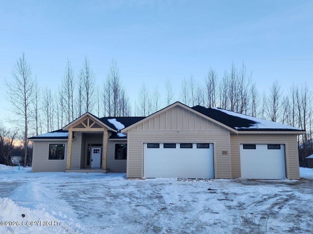 745 W Montana Drive, Palmer, AK 99645