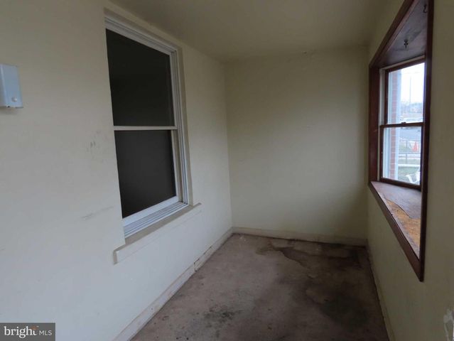 1118 GREEN ST, Marcus Hook, PA 19061