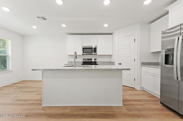 9626 W Oaklawn Road, Biloxi, MS 39532
