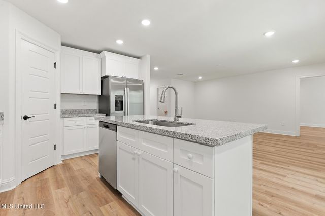 9626 W Oaklawn Road, Biloxi, MS 39532