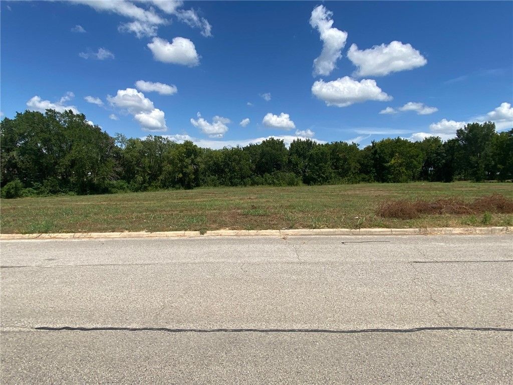 1675 East Highway 290, Brenham, TX 77833 — photo 3