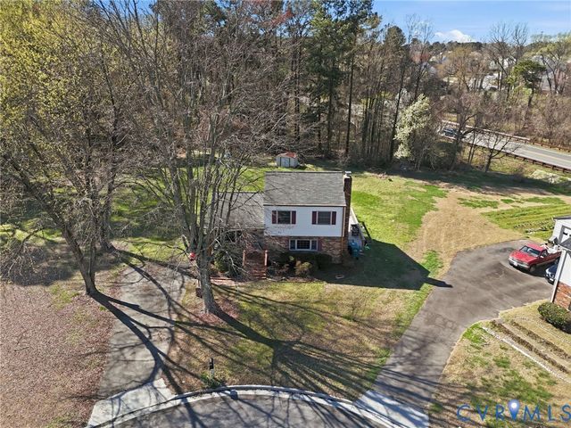 9034 Shari Dr, Henrico, VA 23228