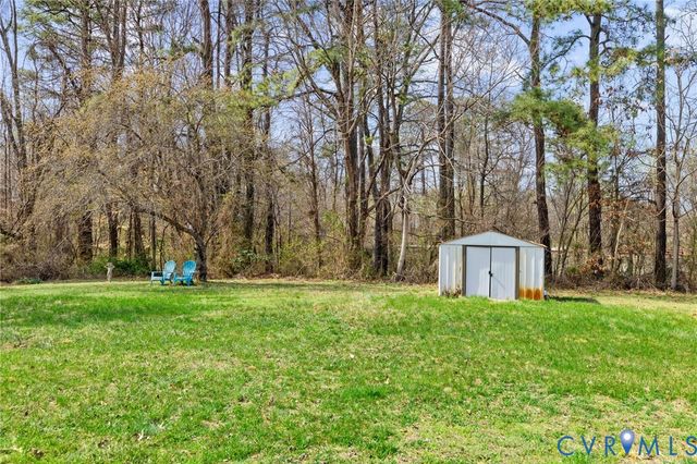 9034 Shari Dr, Henrico, VA 23228