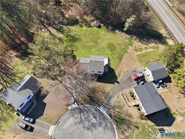 9034 Shari Dr, Henrico, VA 23228